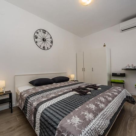 Room Mar Vis Buitenkant foto